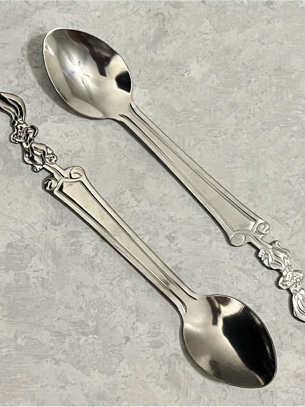 Nestlé Quik (Nesquik) Bunny
Stainless Steel Spoons